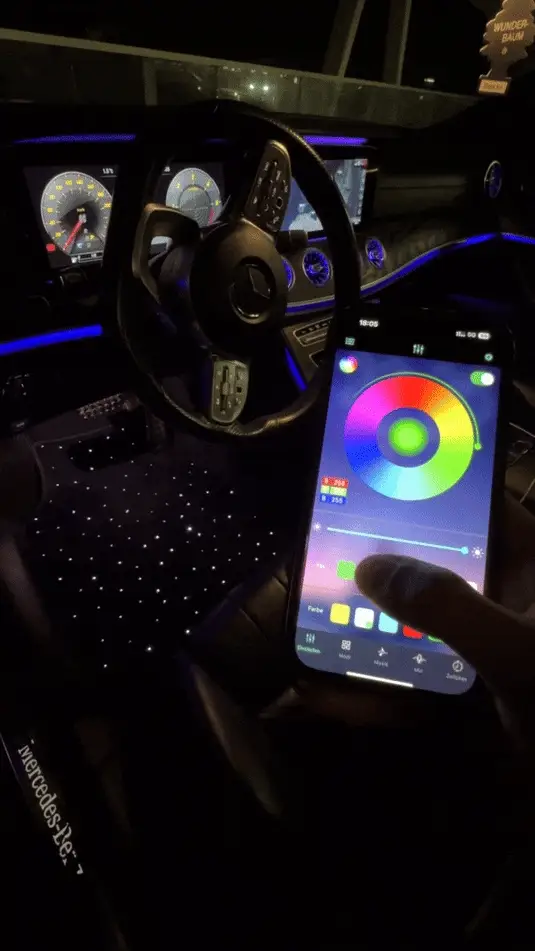 Control prin aplicație Starlight Car Mats