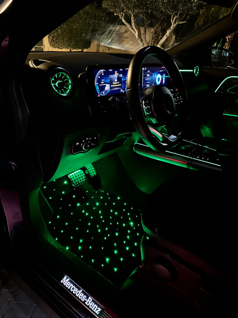 Covorașe auto cu iluminare LED verde